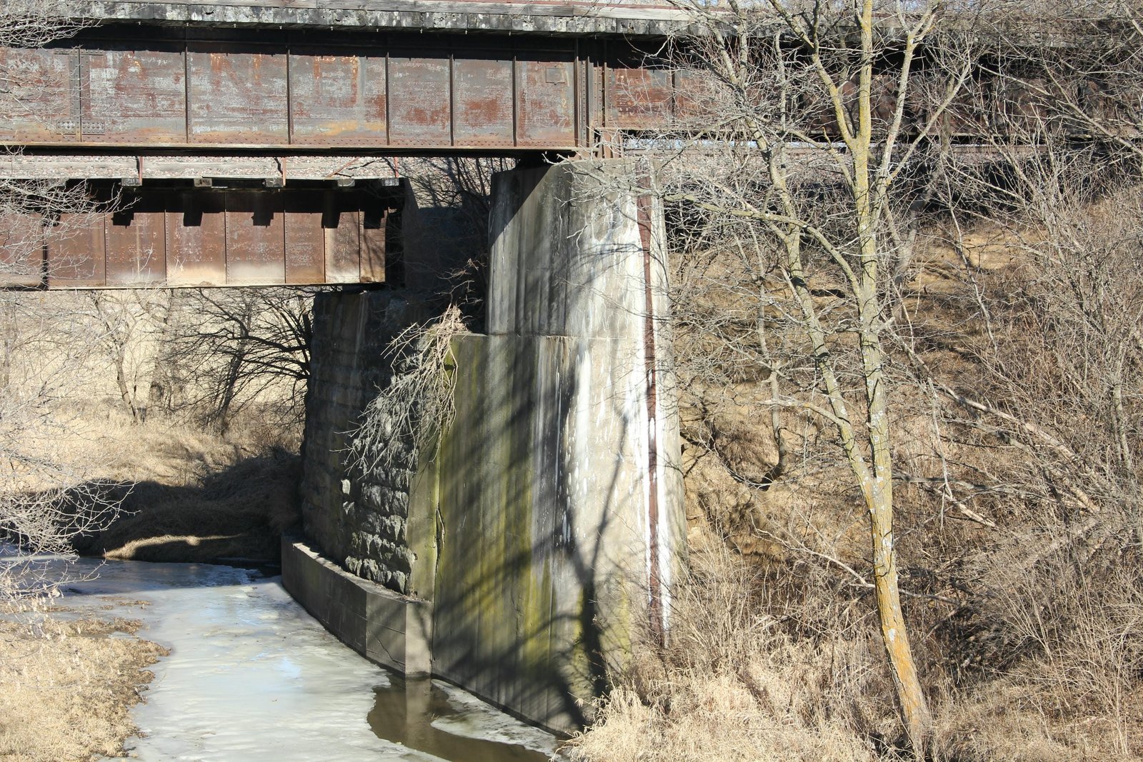 East pier